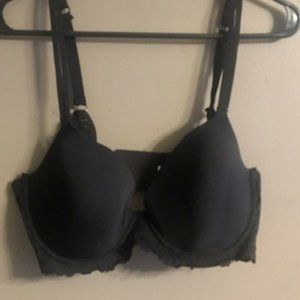 Sexy Black Lace & Satin Bra - 40D